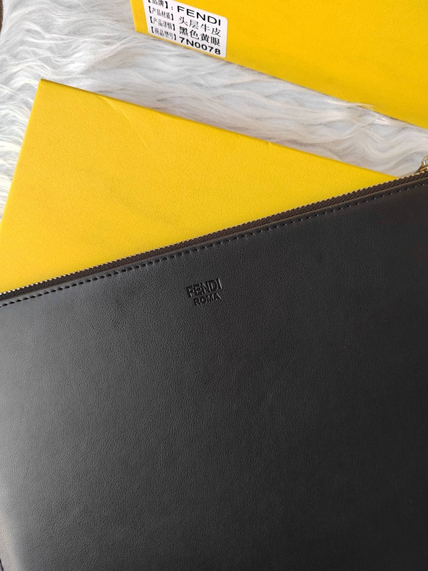 超激安ブランド財布偽物素材ディテール